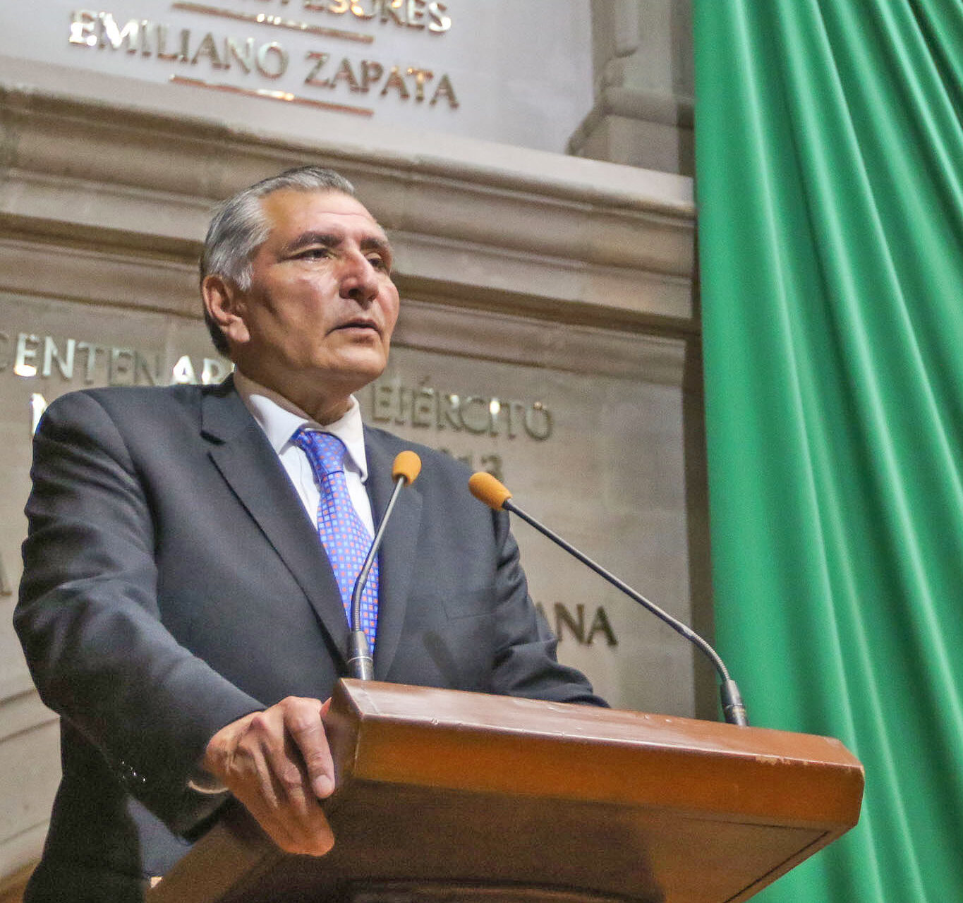 Adán Augusto López se posiciona ante palacio nacional como el mejor operar político
