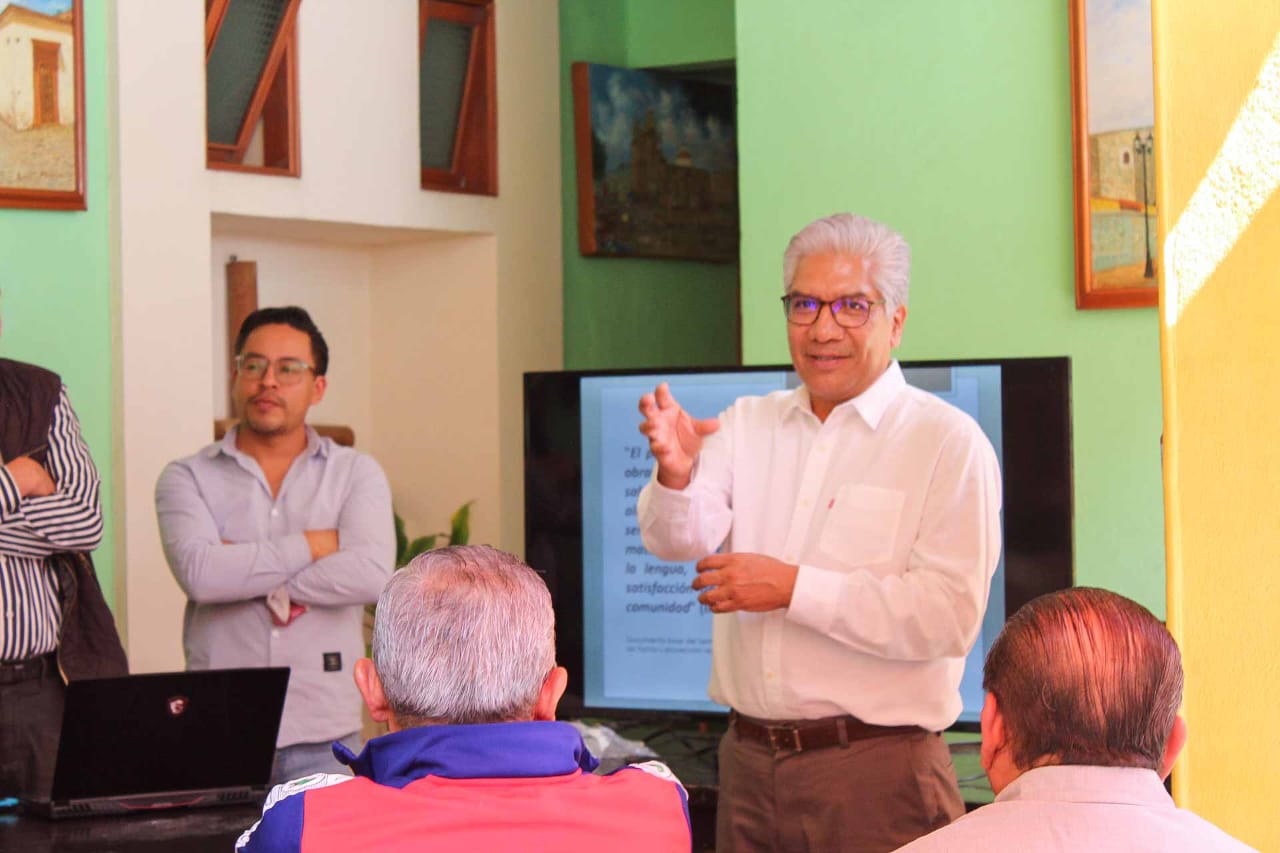 Atiende Sinfra planteamientos de mejoramiento urbano del Barrio de Jalatlaco