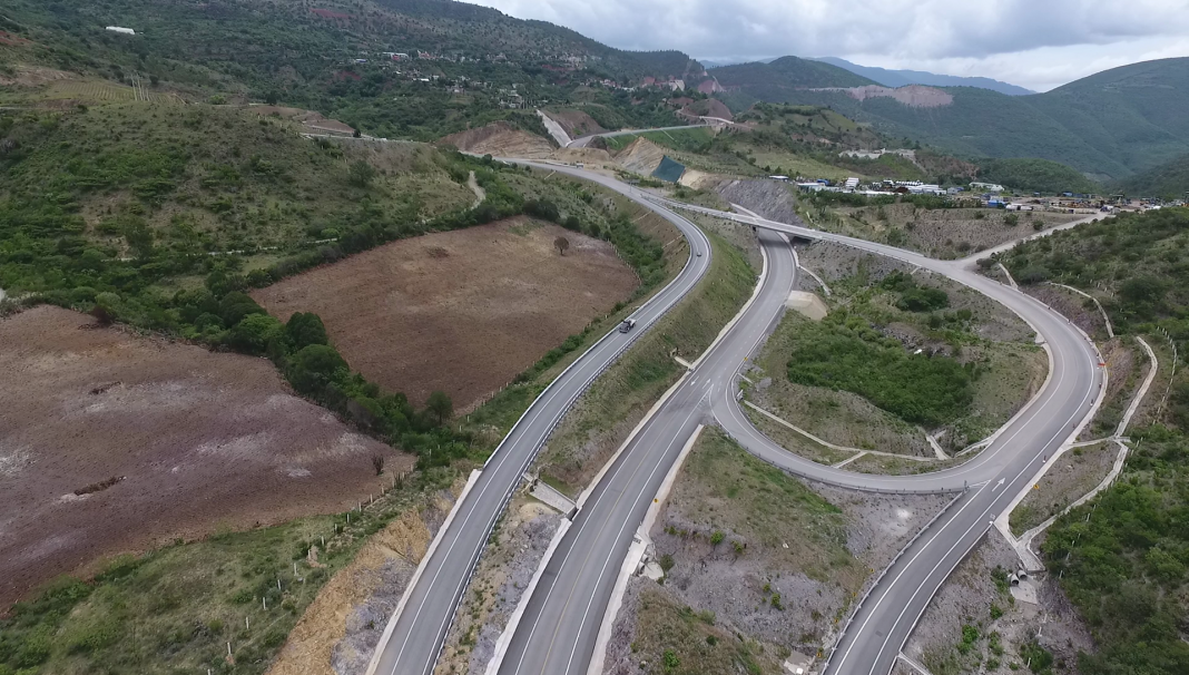 En seis meses podría concluirse supercarretera a la Costa: Salomón Jara