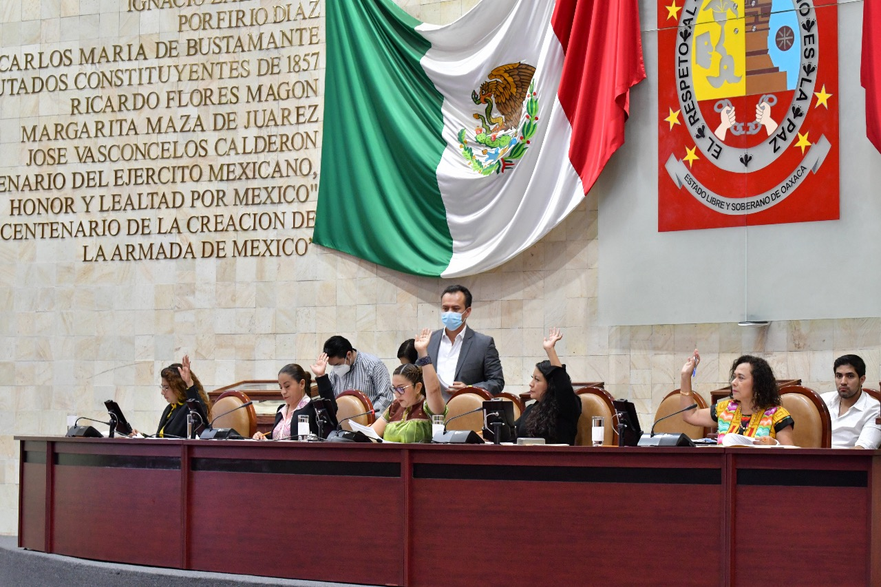 En Oaxaca, ya es ley la austeridad republicana