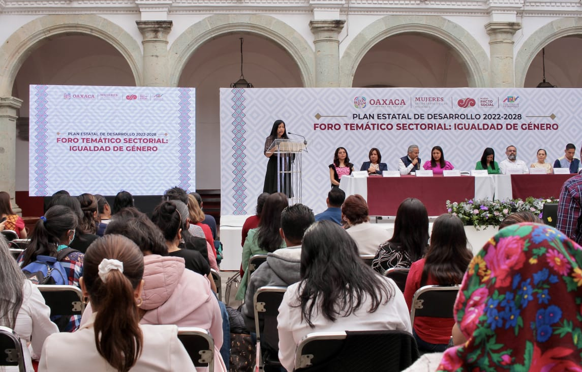 LAS VOCES DE LAS OAXAQUEÑAS CONTRIBUYEN A LA CONSTRUCCIÓN DEL PLAN ESTATAL DE DESARROLLO 2022-2028