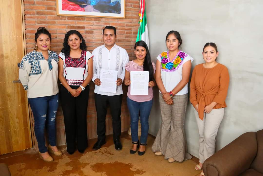 Suman esfuerzos DIF Oaxaca y la Defensoría Pública para fortalecer atención a oaxaqueñas y oaxaqueños