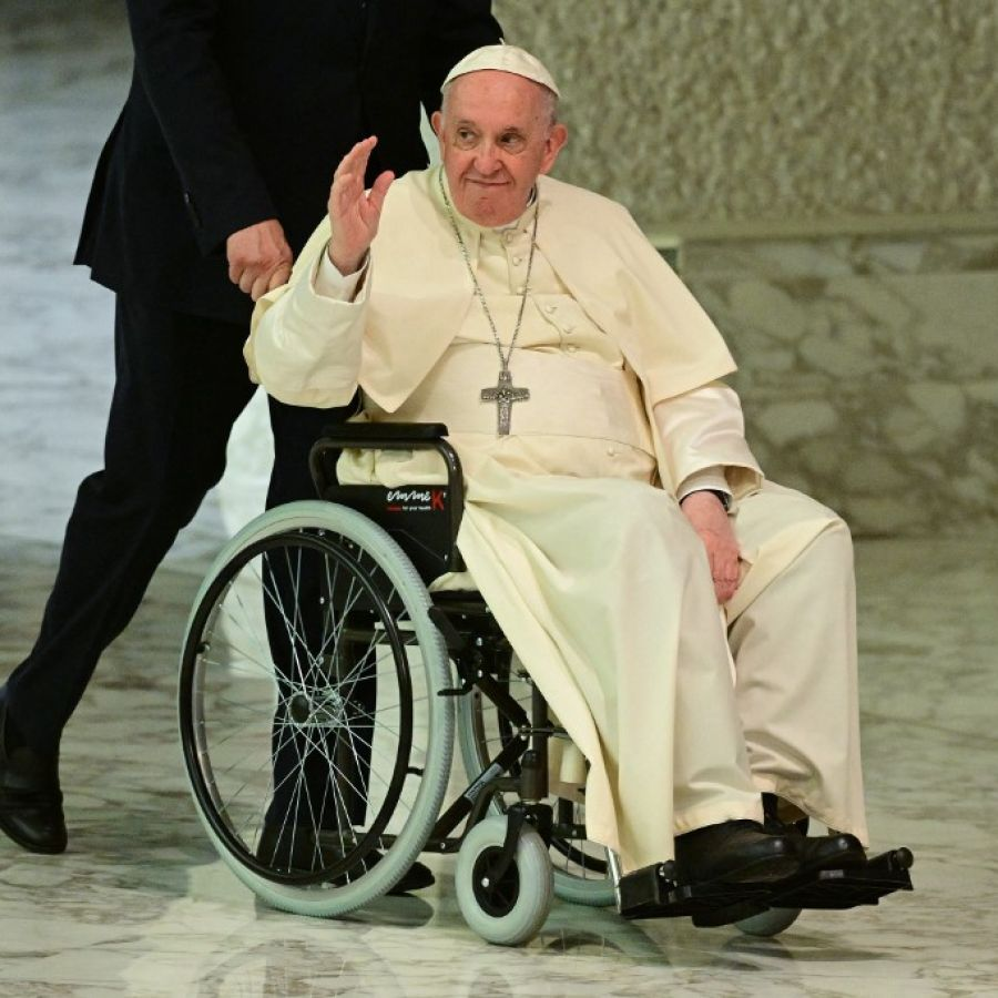 Papa Francisco ingresa al hospital; cancelan su agenda de hoy