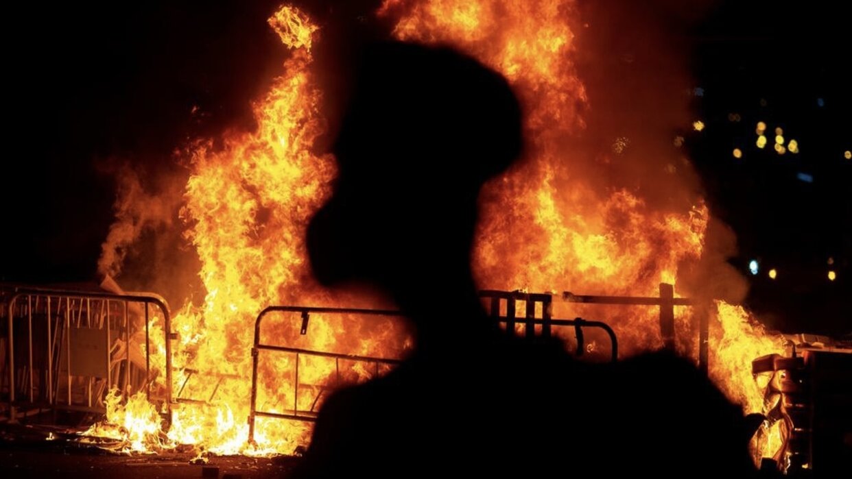 Se incendia hospital en Pekín