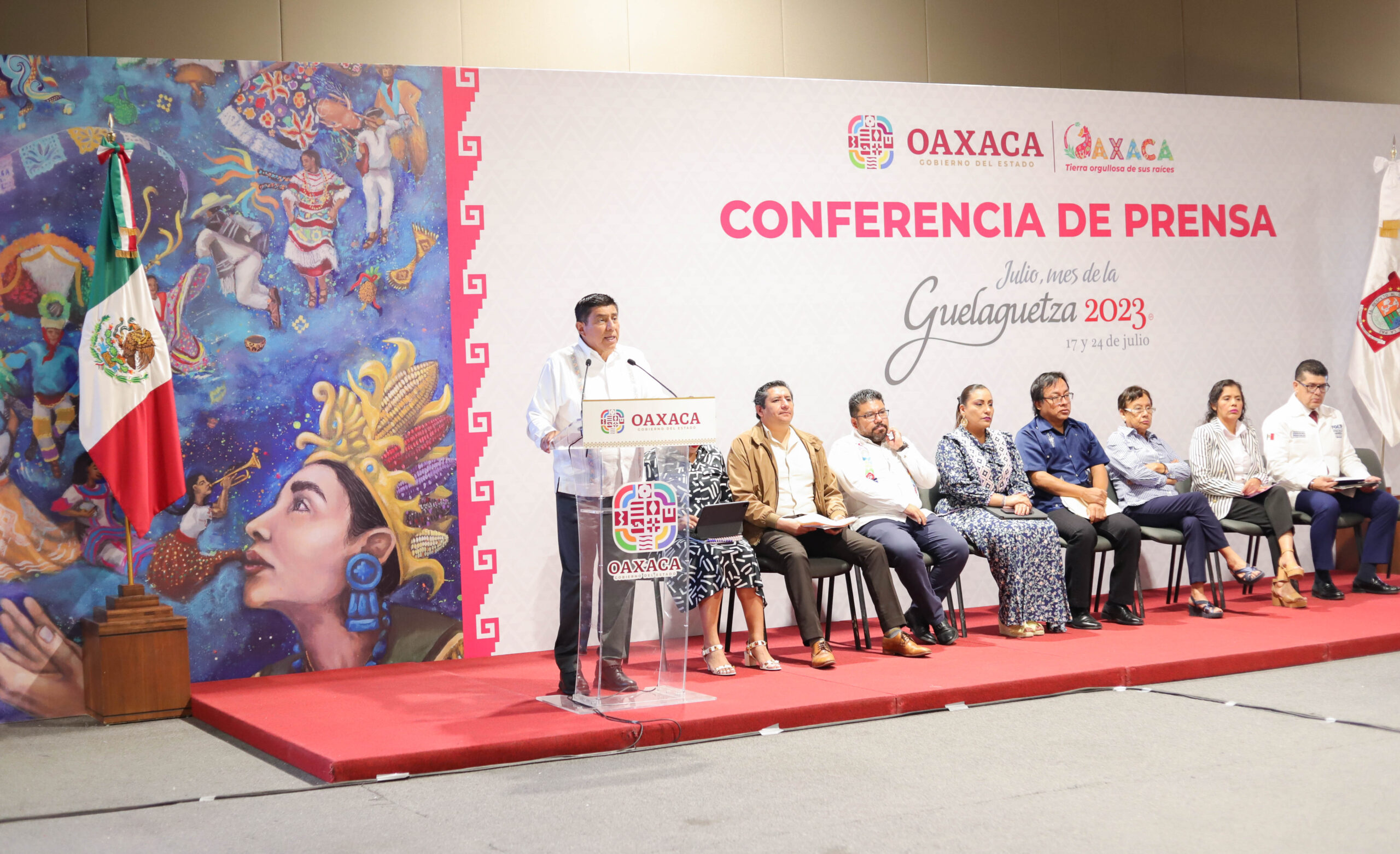 Presenta Gobierno de Oaxaca a las y los Consejeros Interculturales, quienes sustituirán al Comité de Autenticidad