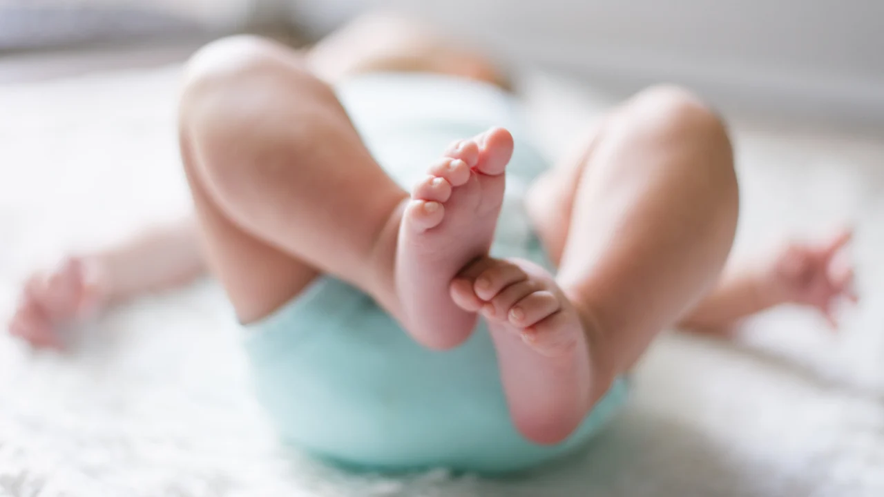 Nace en Reino Unido el primer bebé con ADN de tres personas