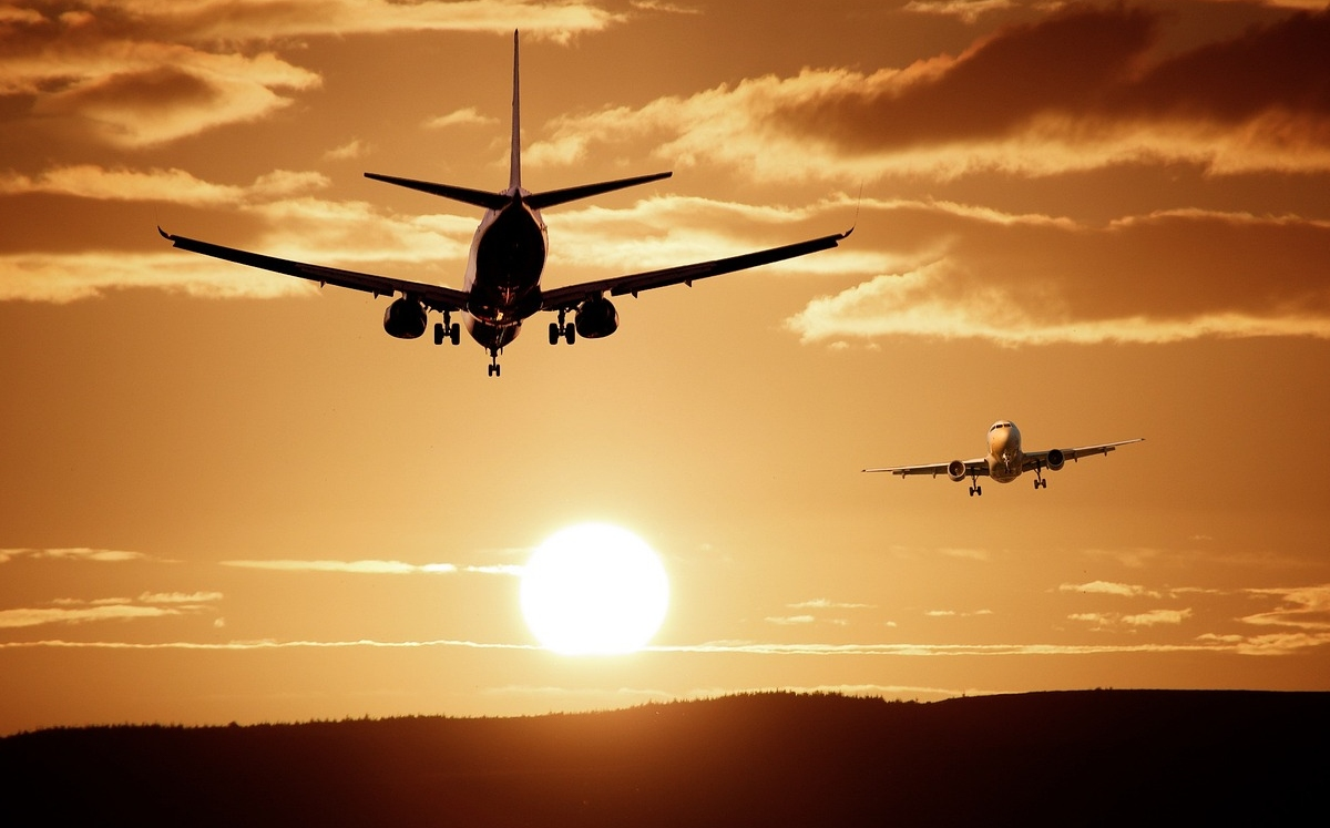 Hacienda aprueba creación de nueva aerolínea del Estado