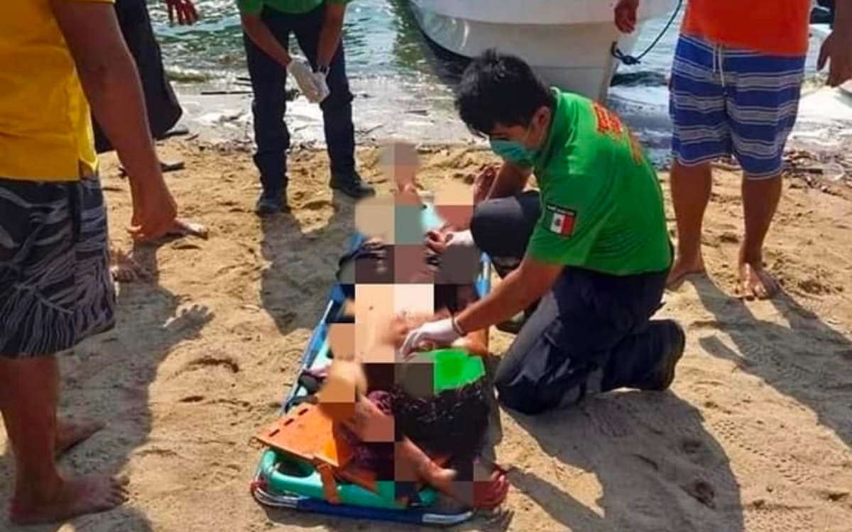 Turista rumana muere ahogada en playa de Puerto Escondido