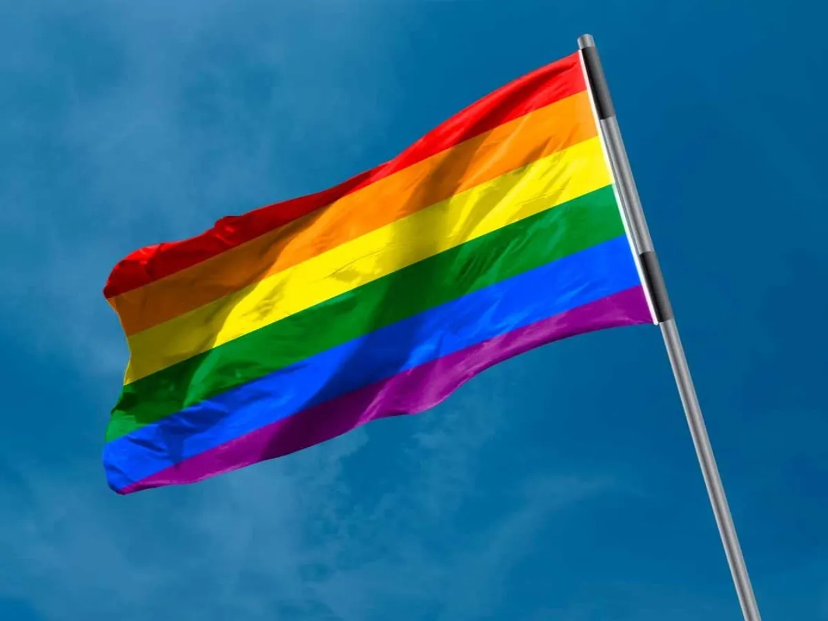 Uganda promulga ley contra derechos LGBT; hay pena de muerte para “homosexualidad agravada”
