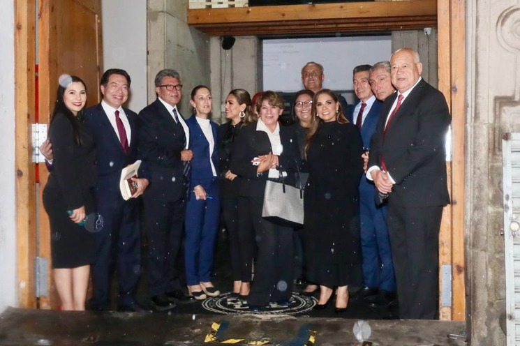 Reunión con ‘corcholatas’ y gobernadores, para felicitar a Delfina Gómez y mantener unidad: AMLO