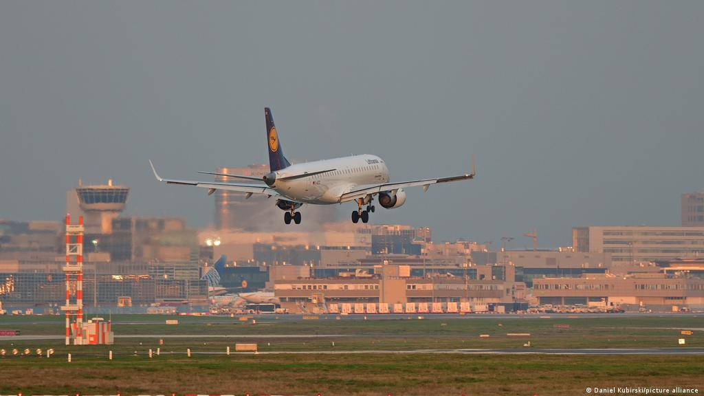Aerolíneas superan pérdidas por covid; ganarán 9 mil 800 mdd en 2023, estima IATA