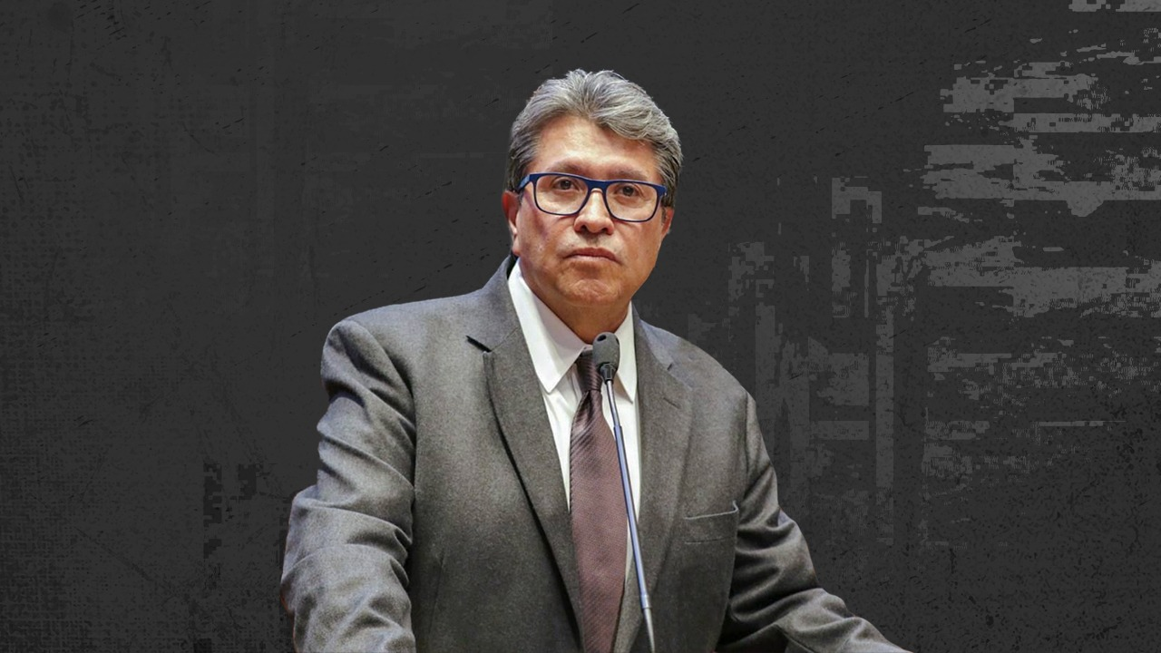 “No hay que acostumbrarse a los puestos ni a los cargos”, dice Monreal mientras inicia mudanza
