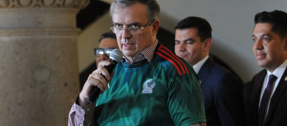 Ebrard propone que ‘corcholatas’ puedan recibir donaciones de hasta 5 mil pesos