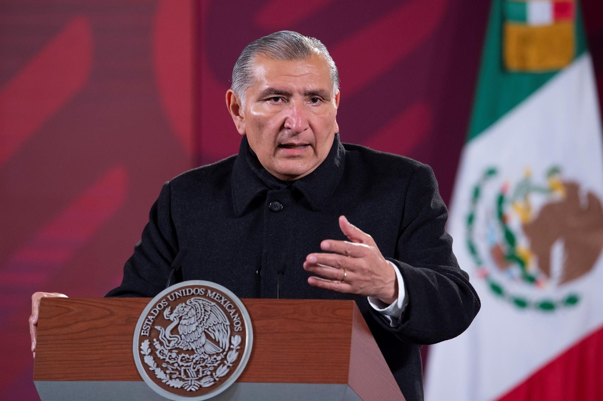 Adán Augusto dice que gastará hasta 2.5 mdp de sus ahorros para gira en el país