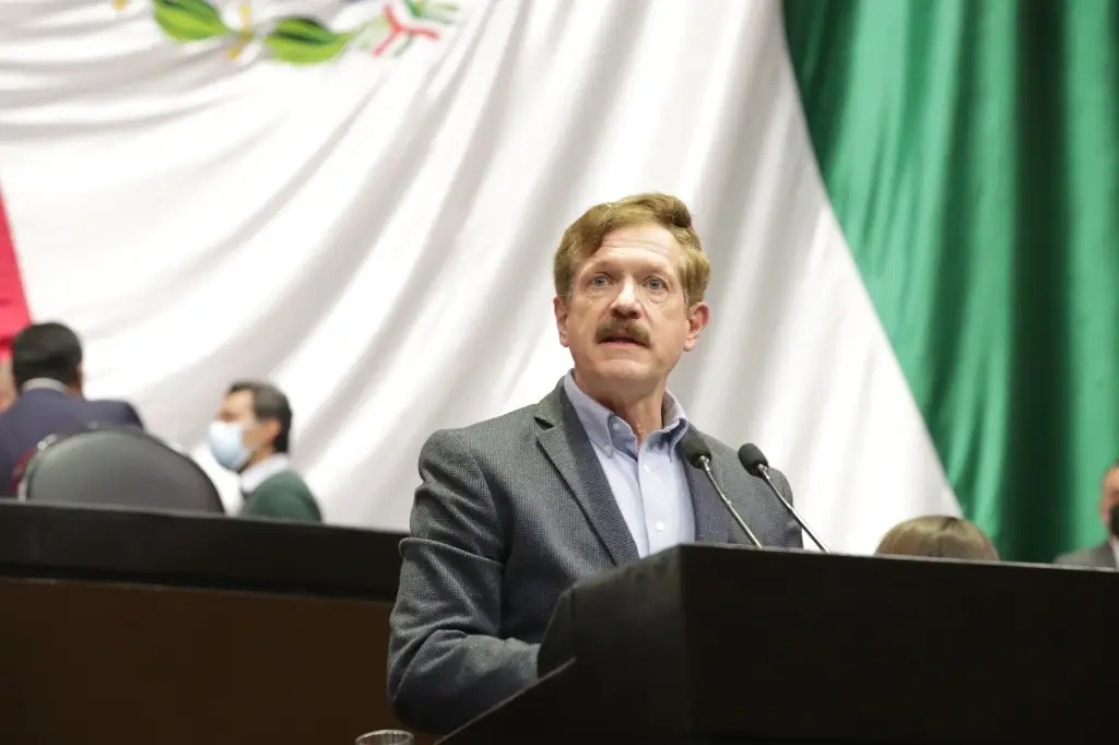 Juan Carlos Romero Hicks se baja de contienda de oposición; declina a favor de Xóchitl Gálvez