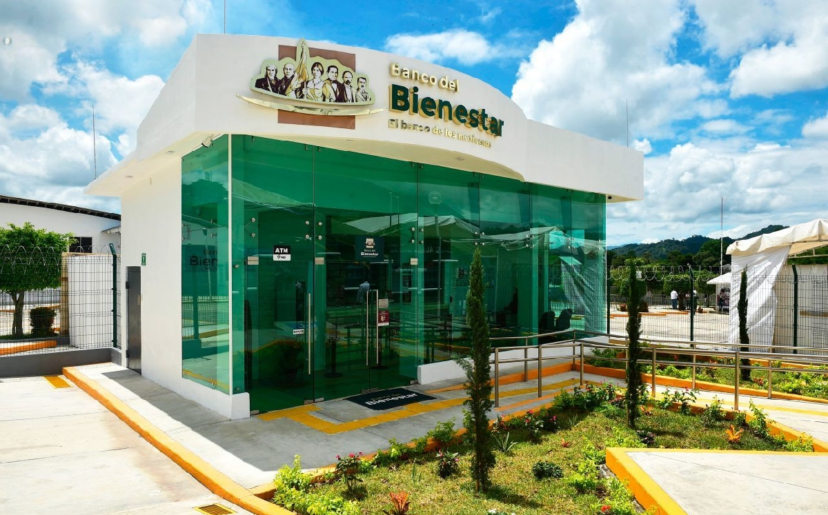 Banco del Bienestar ya tiene más sucursales en el país que Banco Azteca, informa AMLO