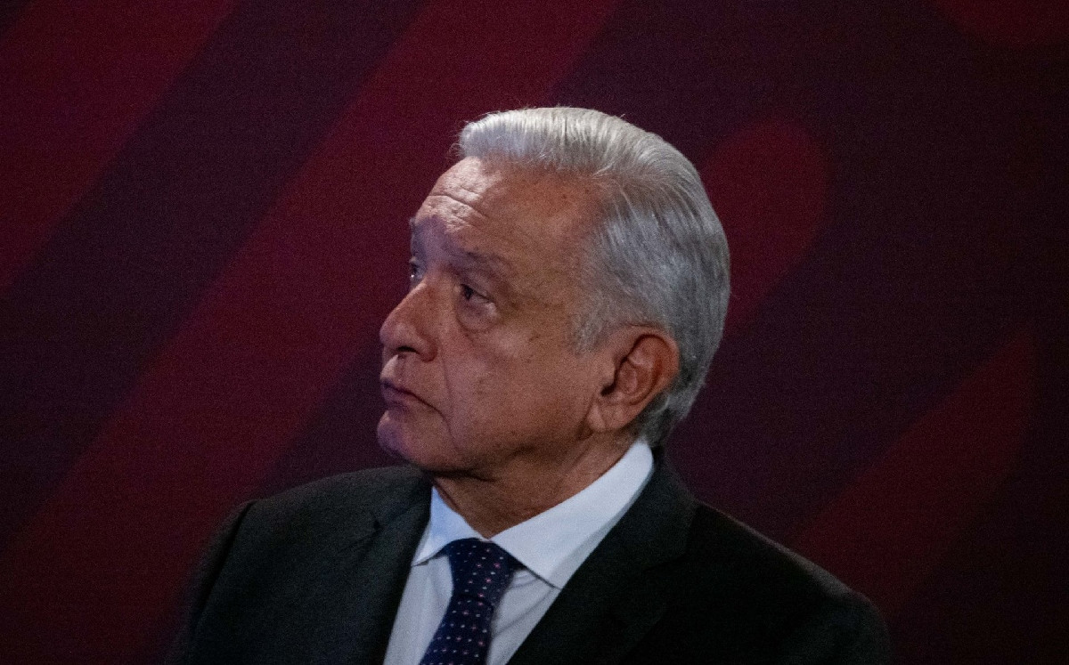 AMLO considera excesivo presupuesto del INE; pide ahorro de 10 mil mdp