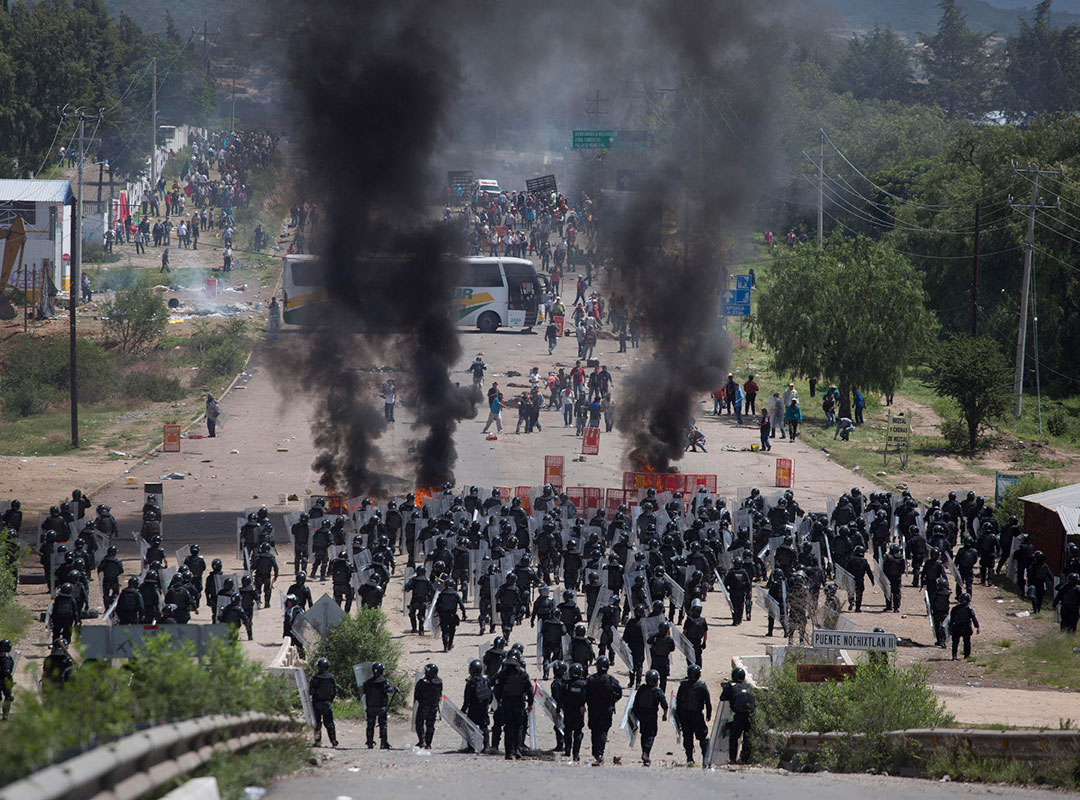 Jueza federal otorga libertad provisional a imputado por masacre en Nochixtlán.