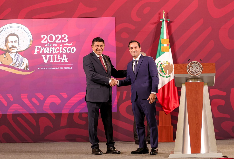 Salomón Jara realizó la entrega de la presidencia de la Conago a su homólogo de Yucatán, Mauricio Vila