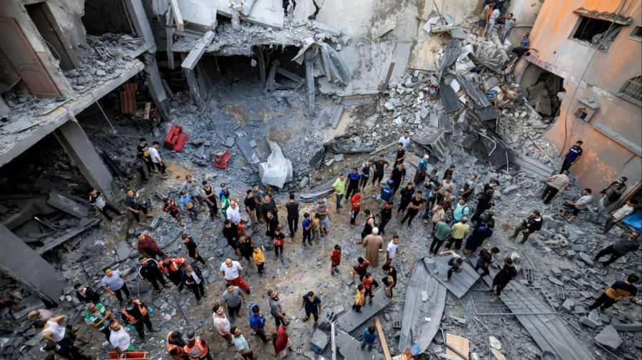 Israel ejecuta incursiones terrestres limitadas y bombardeos nocturnos en la Franja de Gaza