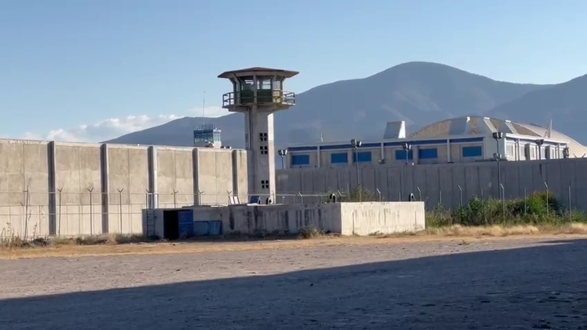 Detectan ingreso de más de 6 mil dosis de drogas en 10 penales de Oaxaca