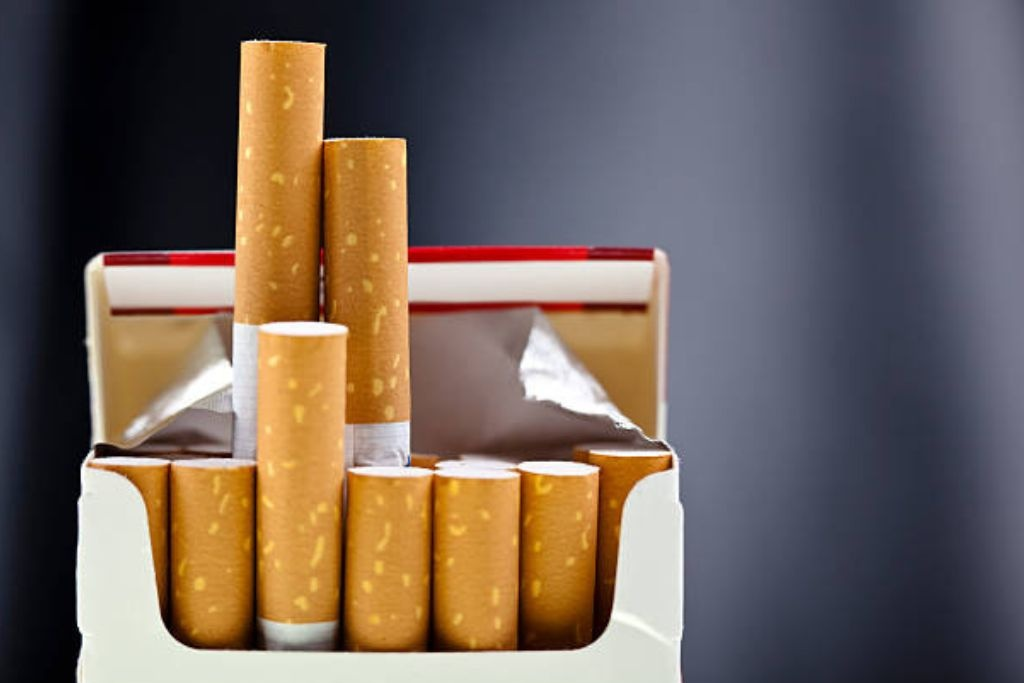 Impuesto a gasolina, cigarros y bebidas SUBIRÁ en 2024