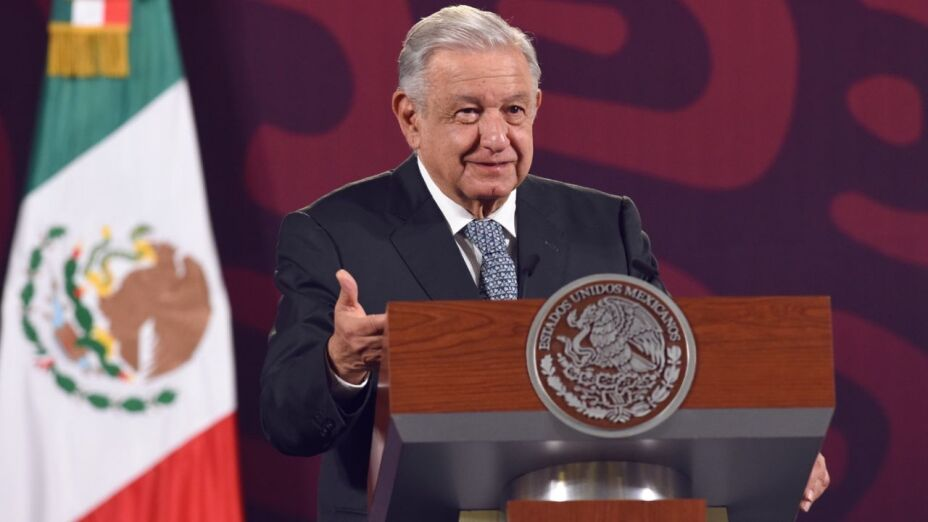 AMLO, de acuerdo con que regresen a México restos de Porfirio Díaz