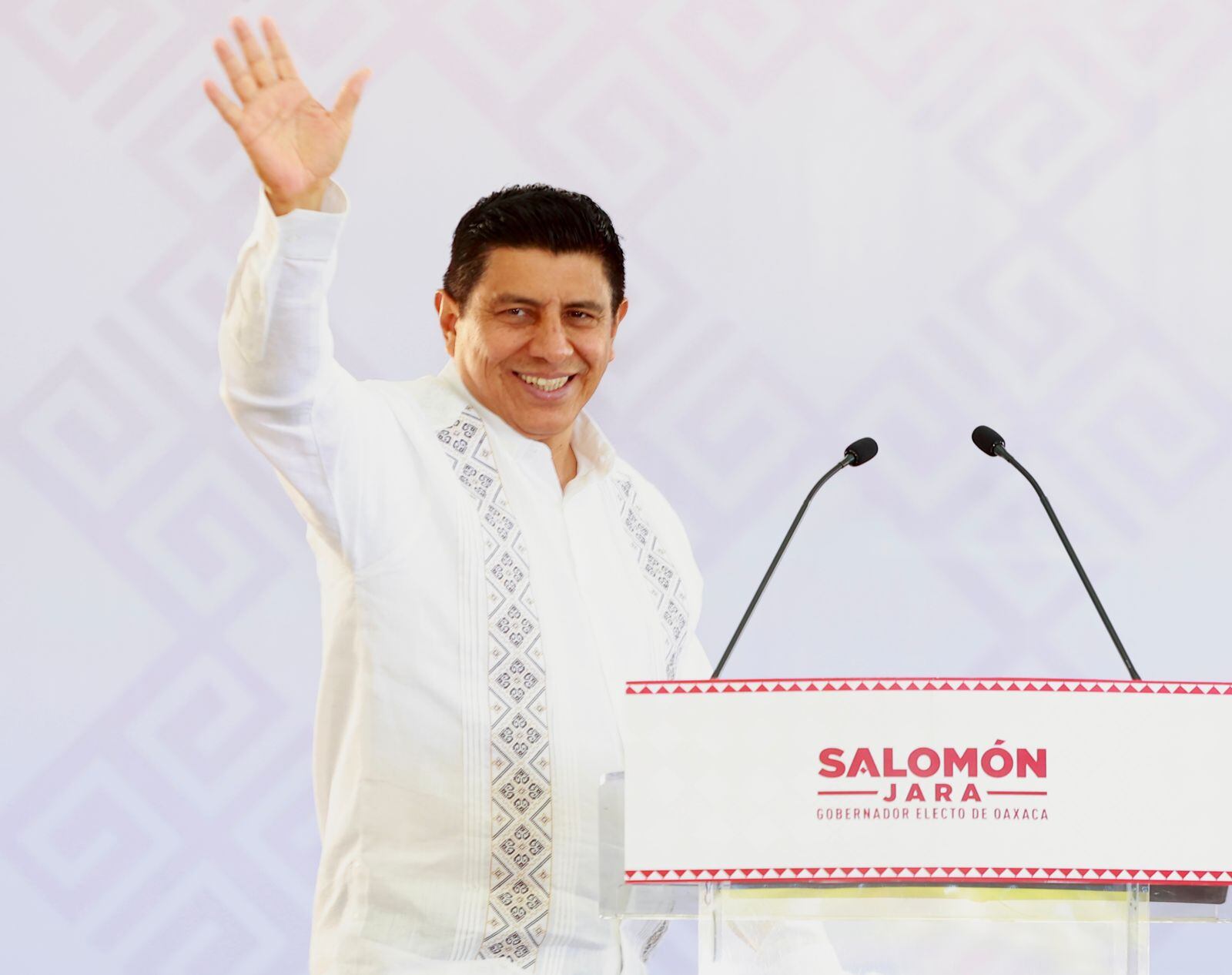 Salomón Jara propone ampliar ley contra violencia vicaria en Oaxaca
