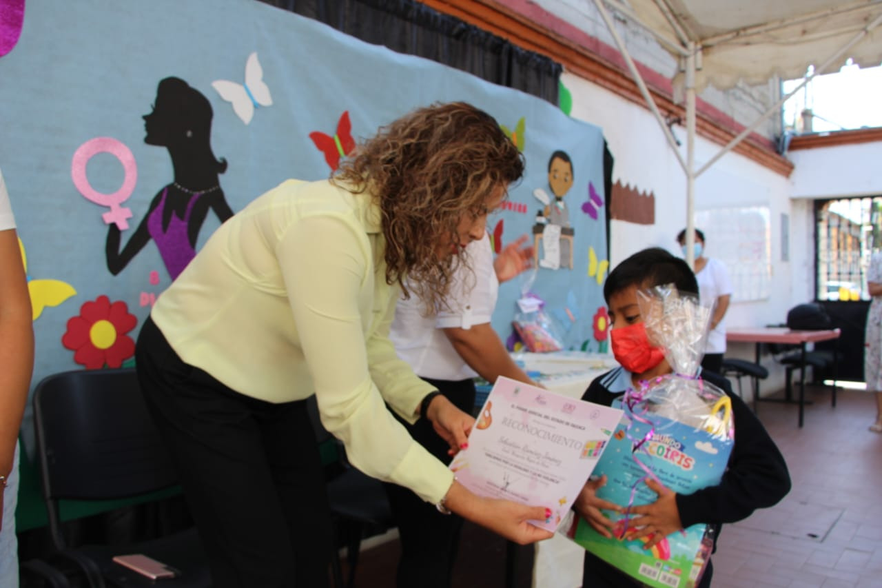 Premia Poder Judicial a ganadoresde Concurso de Pintura Infantil