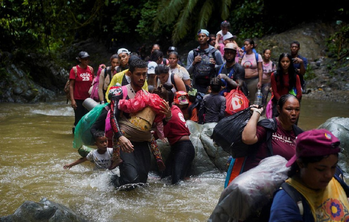 Flujo migratorio crece en Costa de Oaxaca; buscan llegar a EU