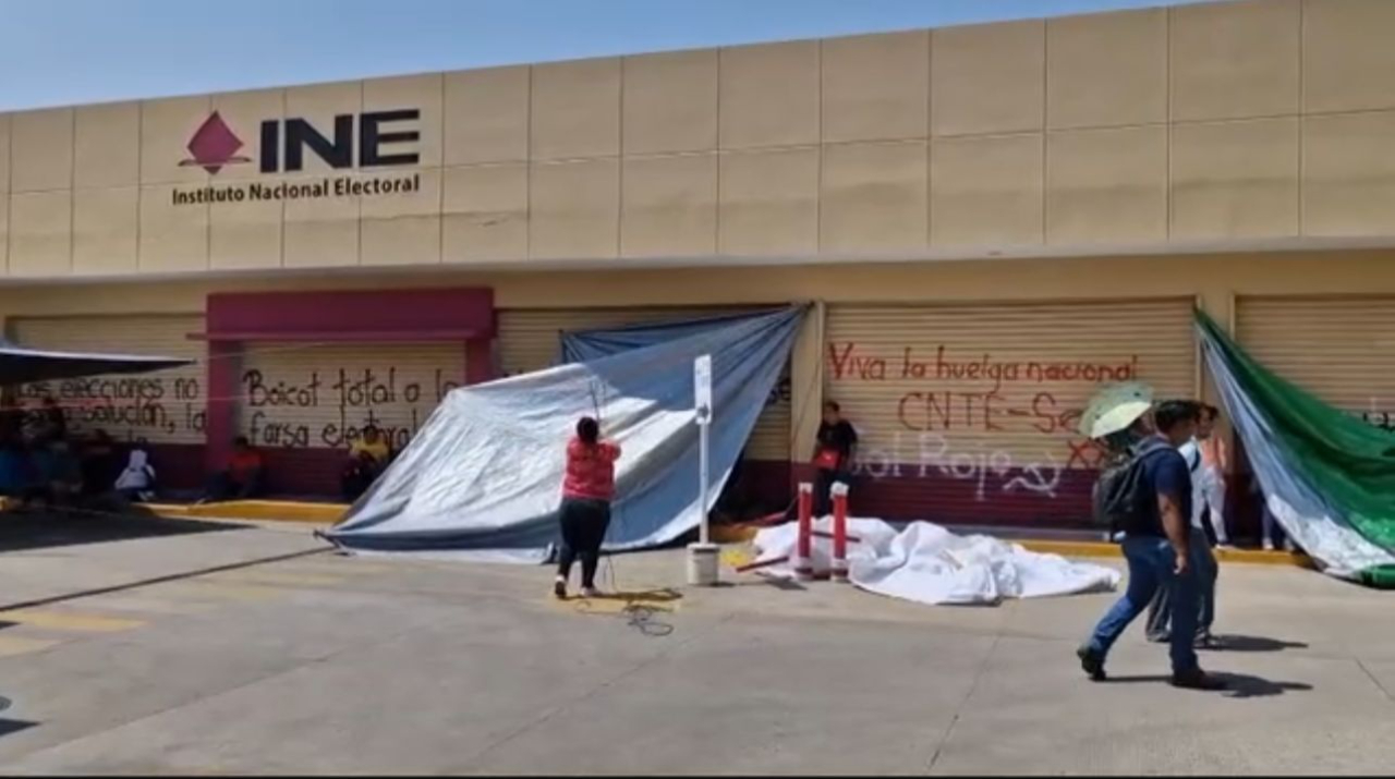 CNTE Radicaliza Protestas y Toma Instalaciones Estratégicas en Oaxaca