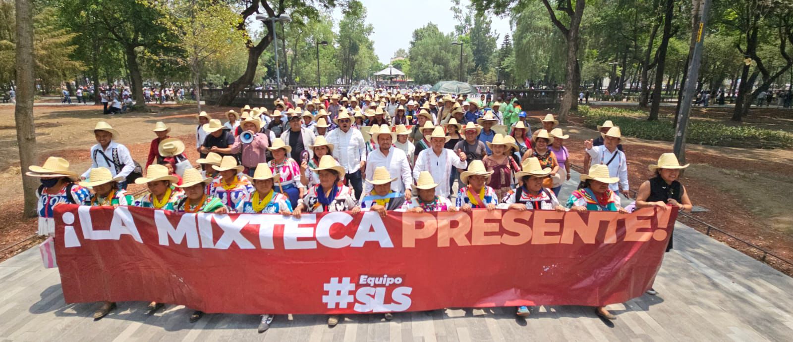 Sergio López Sánchez y la Mixteca en el cierre de campaña de Claudia Sheinbaum