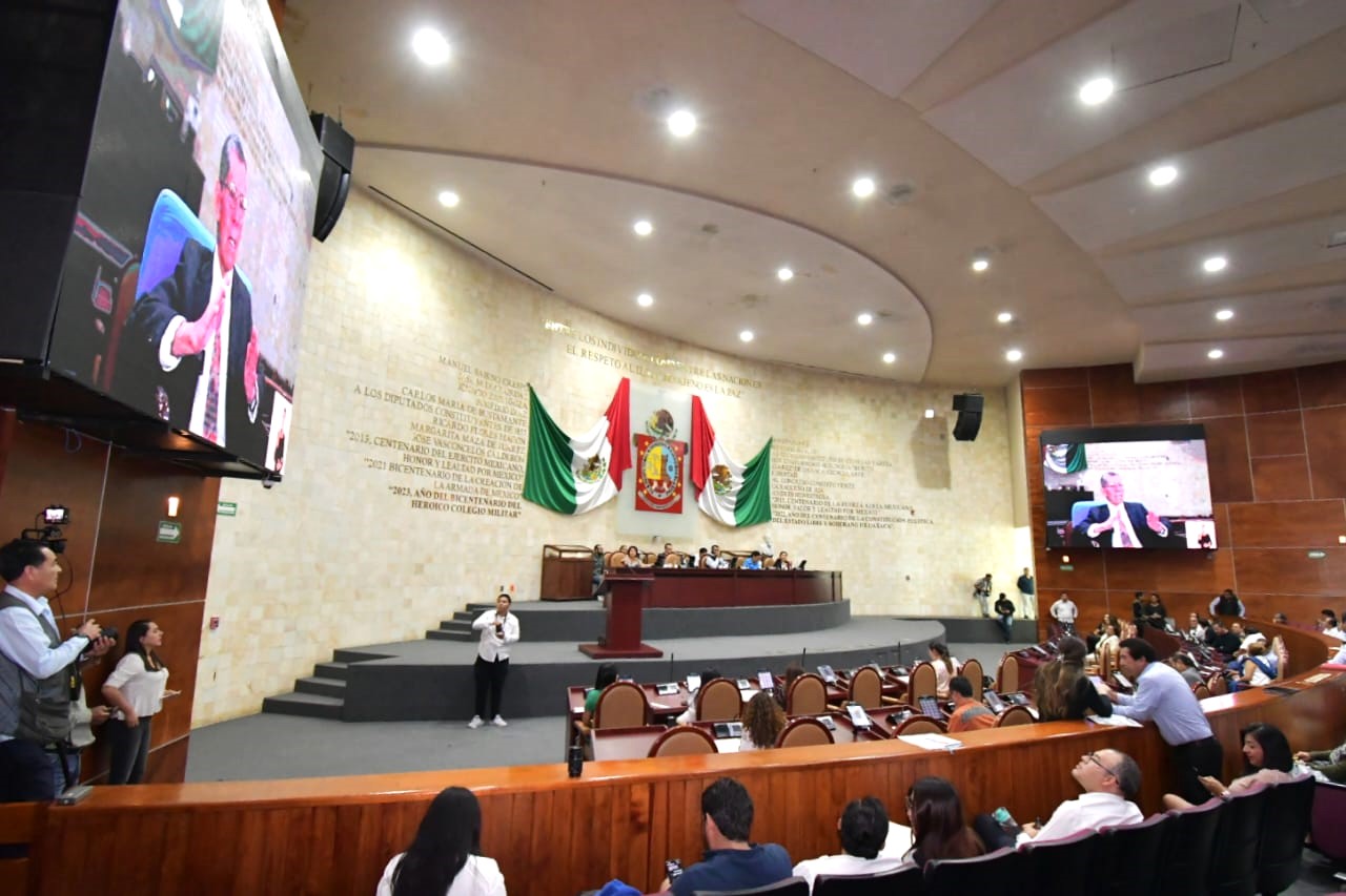 Conmemoran el 201 Aniversario del Congreso de Oaxaca en Sesión Ordinaria