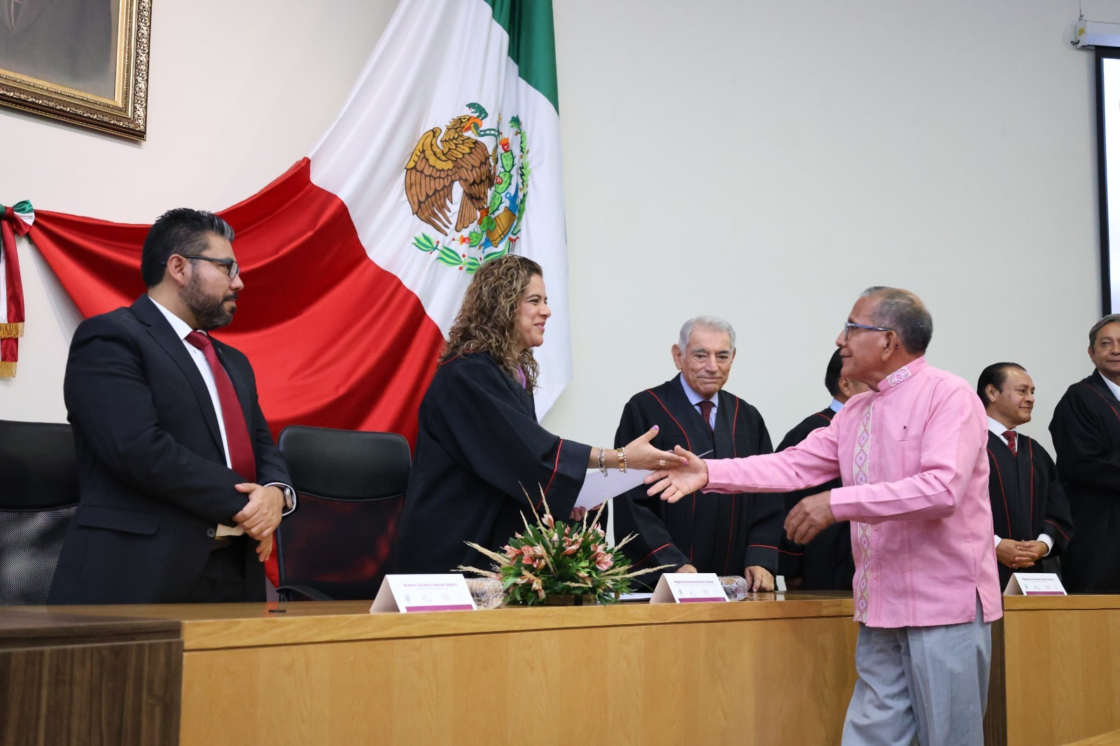 Primera entrega de reconocimientos del PJEO en el Día de la Abogada y el Abogado