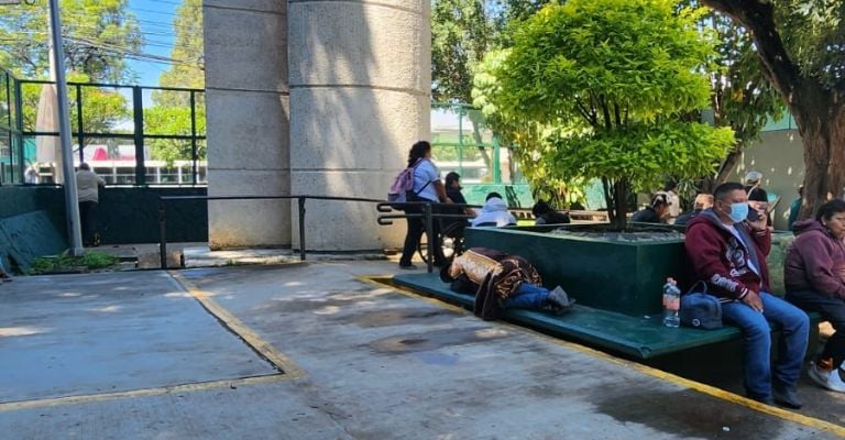 Crisis de Dengue en Oaxaca: Pacientes Esperan Hasta 20 Horas por una Cama de Hospital