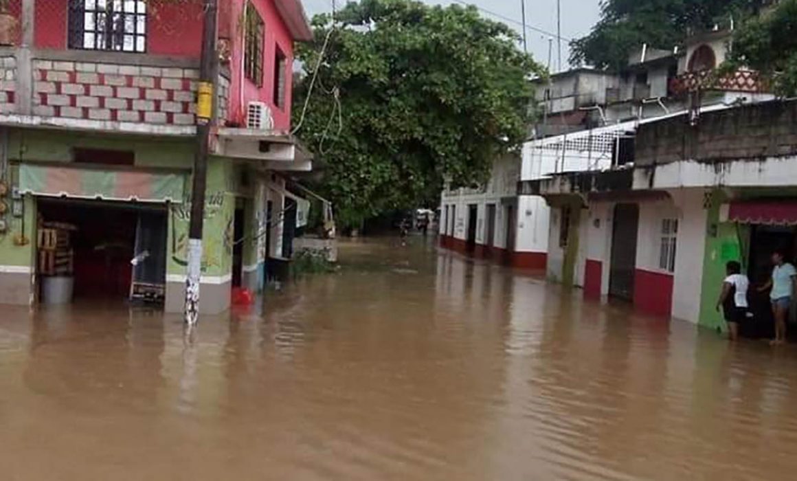 Inundaciones y Crecida de Ríos Golpean al Istmo de Tehuantepec Tras Fuertes Lluvias en Oaxaca