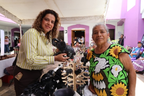 Apoya Voluntariado del Poder Judicial con Expo Venta a artesanos de la tercera edad