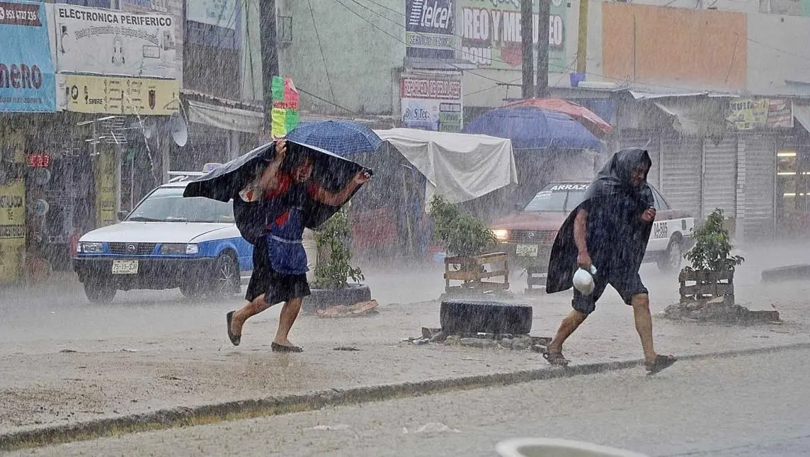 Onda Tropical 15 Provocará Intensas Lluvias en Oaxaca Durante el Fin de Semana