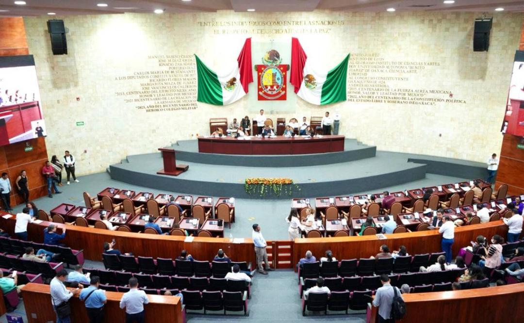 Polémica en el Congreso de Oaxaca por Solicitud de Licencia Vía Celular; Advierten Posibles Acciones de Inconstitucionalidad