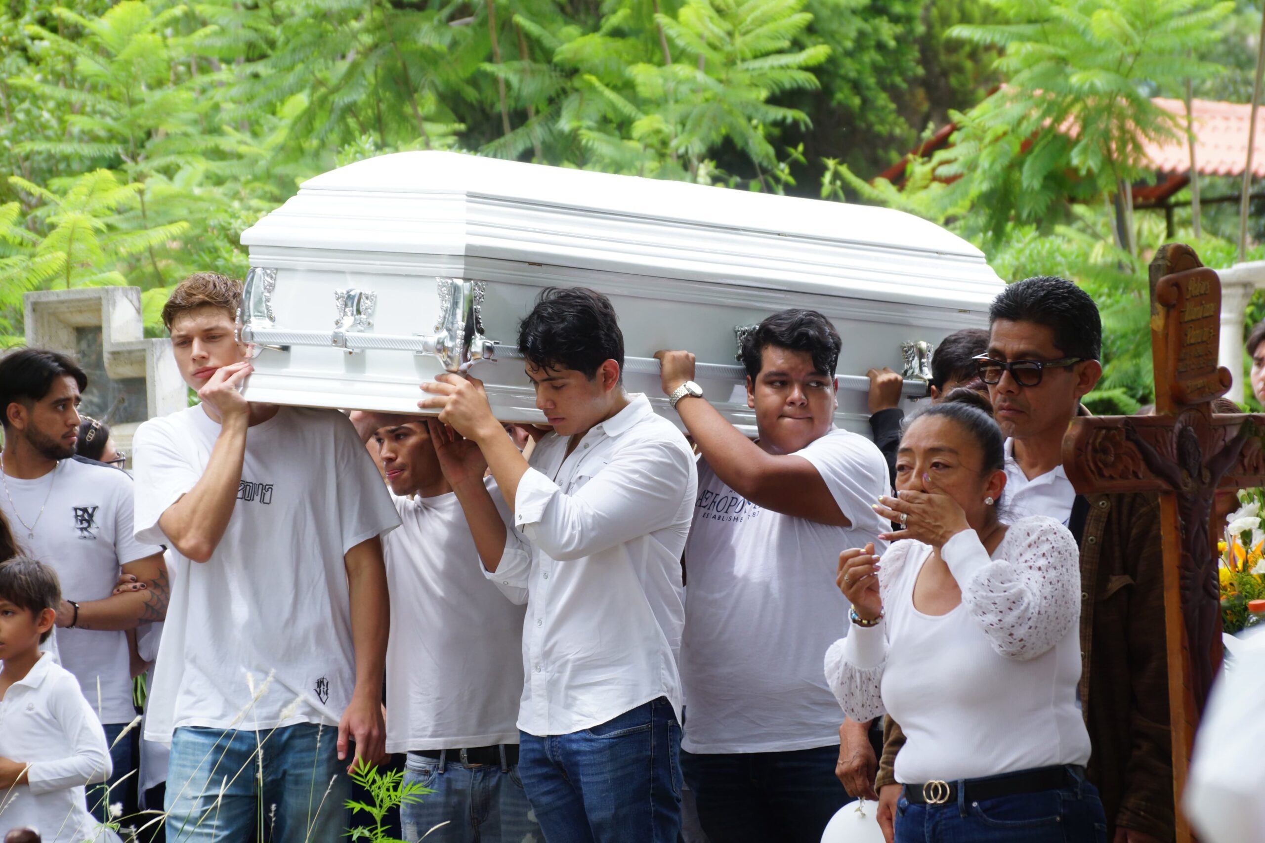 Exigen a la Fiscalía de Oaxaca investigar asesinato de universitario como ejecución extrajudicial