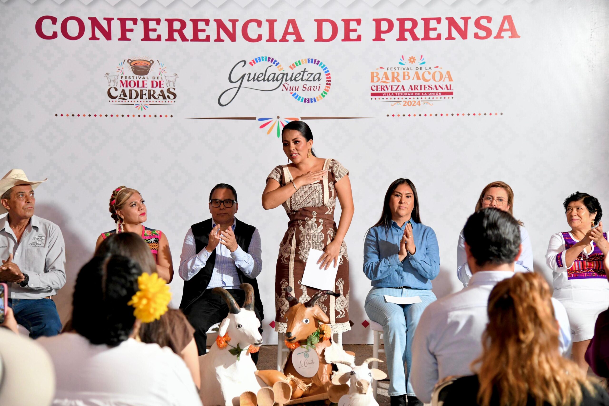 Todo listo para el Festival del Mole de Caderas y Guelaguetza Ñuu Savi: Sectur Oaxaca