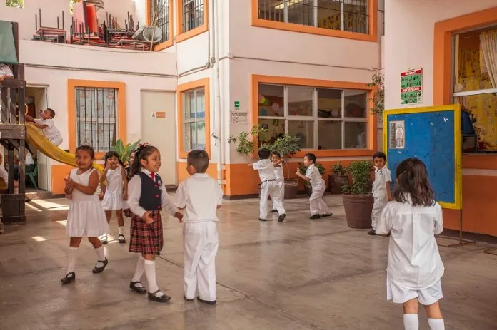 Se reanudan clases en Juchitán de Zaragoza