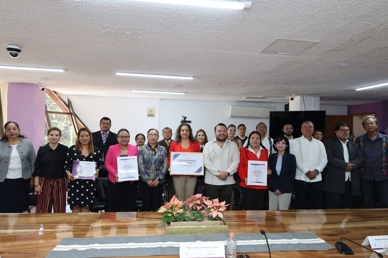 Recibe Poder Judicial del Estado reconocimientos por buenas prácticas de Transparencia Proactiva