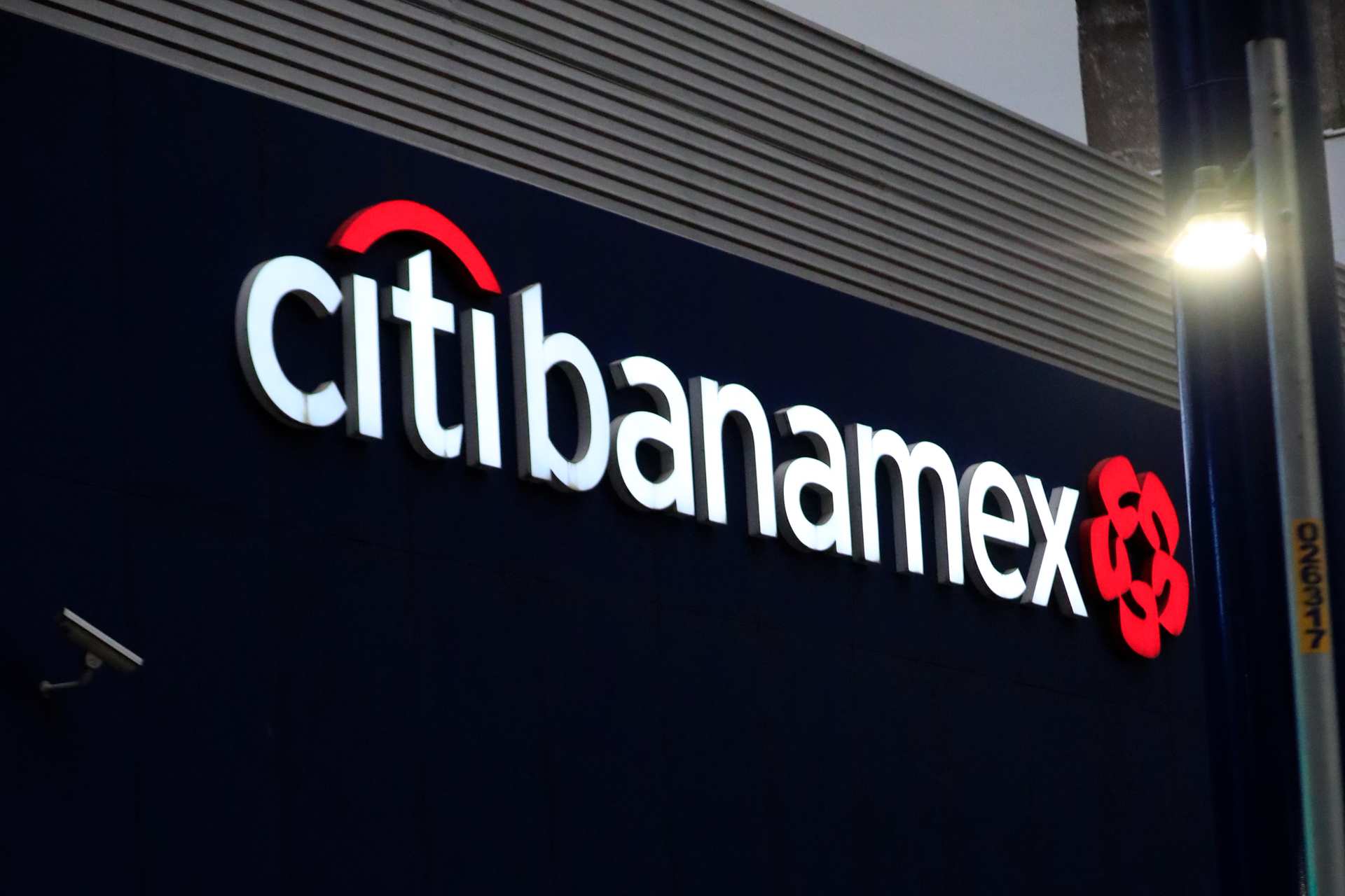 ¿Qué sucederá con tu cuenta bancaria tras la separación de Citi y Banamex?