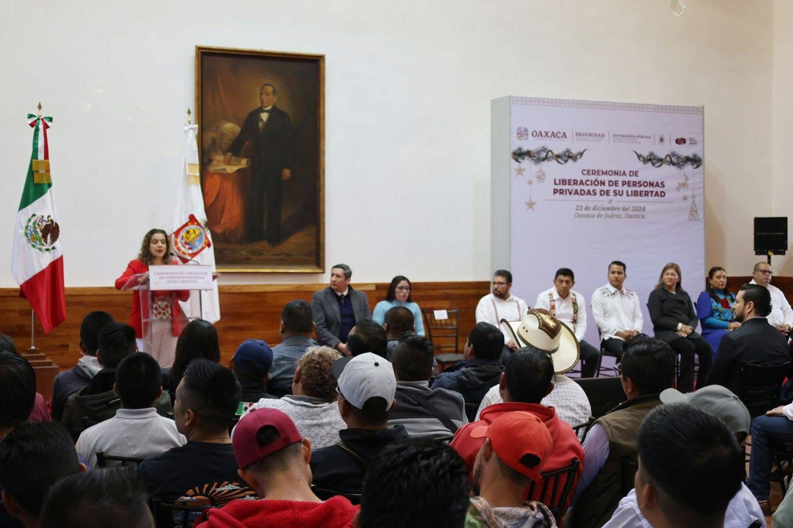 Asiste magistrada Berenice Jiménez a liberación anticipada de personas privadas de su libertad