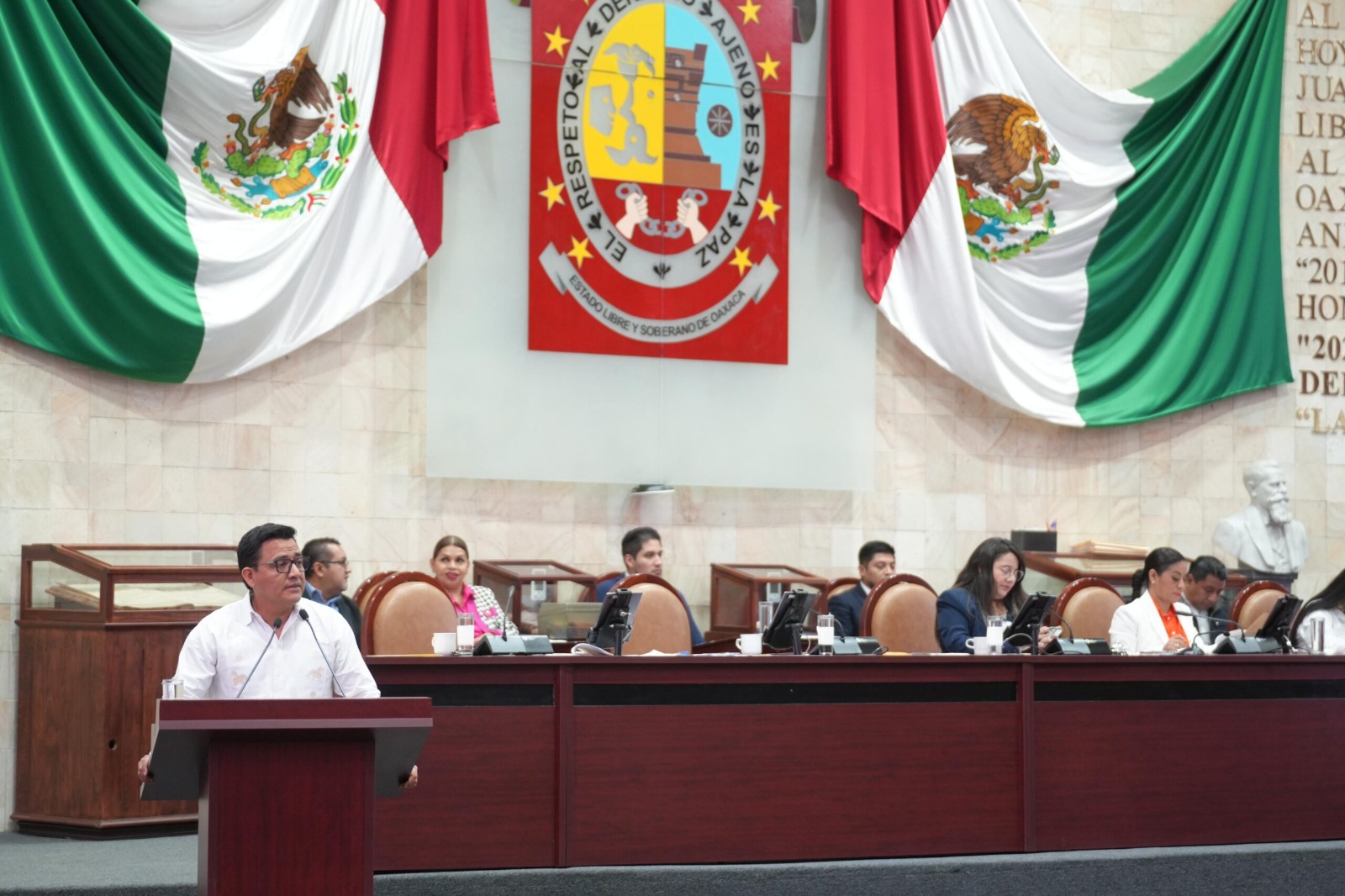 Desde el Congreso de Oaxaca se busca blindaje constitucional de programas sociales para juventudes y jefas de familia