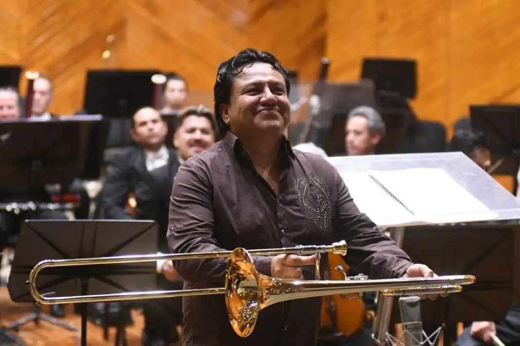 La Orquesta Sinfónica de Oaxaca tiene nuevo director: Faustino Díaz