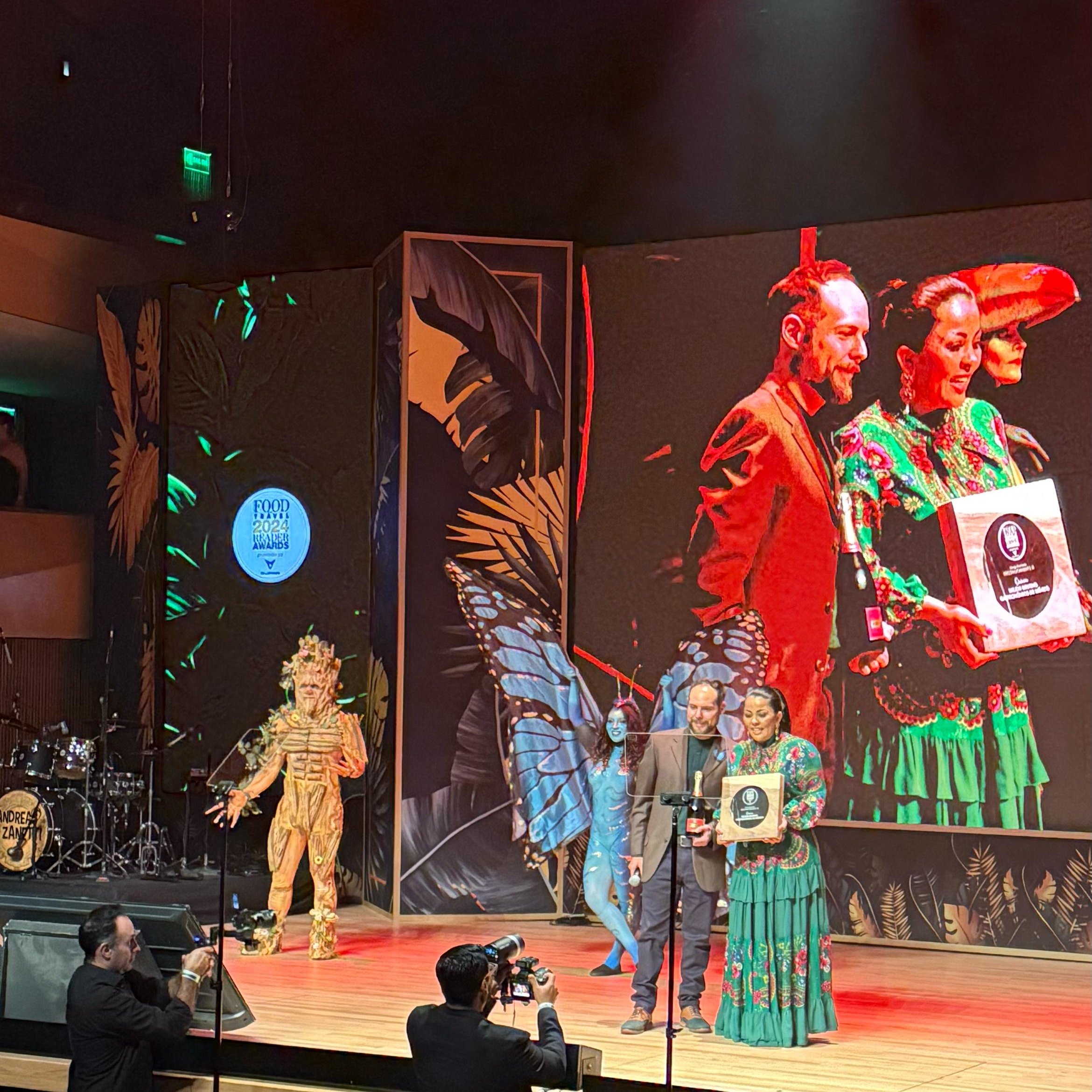 OAXACA gana 5 galardones en los Food And Travel Reader Awards