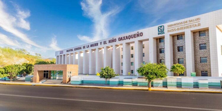 Después de 16 años de espera, inauguran la primera etapa del Hospital de la Mujer y la Niñez Oaxaqueña