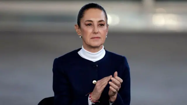 Familiares de víctimas del accidente en la pista Mitla-Tehuantepec aceptan reunión con la presidenta Claudia Sheinbaum